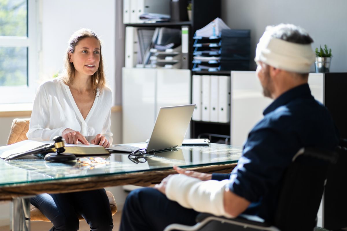 Financial Recovery After a Wreck: What to Know Before You Hire a Houston Car Accident Lawyer