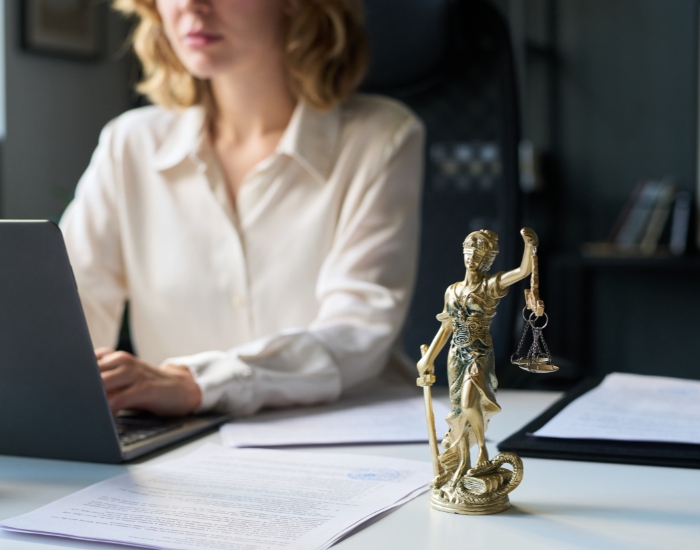 Why Hire Deportation Defense Lawyer Near You