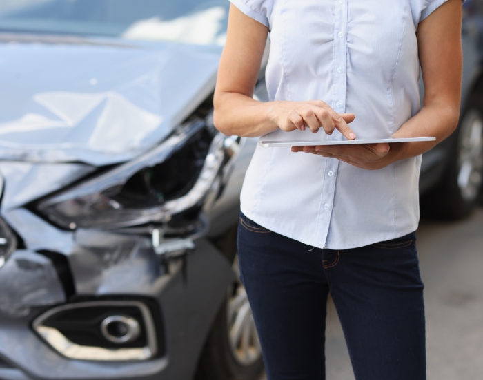 What Should I Do Immediately After a Car Accident? (Step-by-Step Guide)